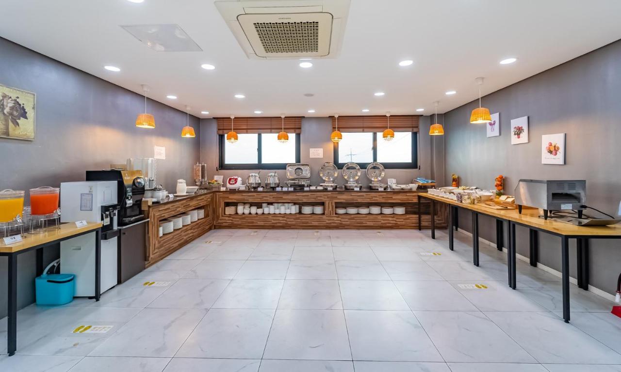 Pool And Villa Sorang Jeju Ngoại thất bức ảnh