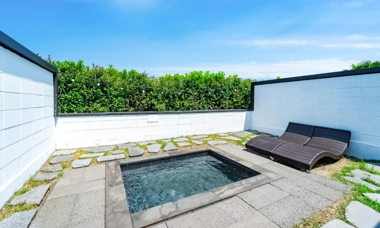 Pool And Villa Sorang Jeju Ngoại thất bức ảnh