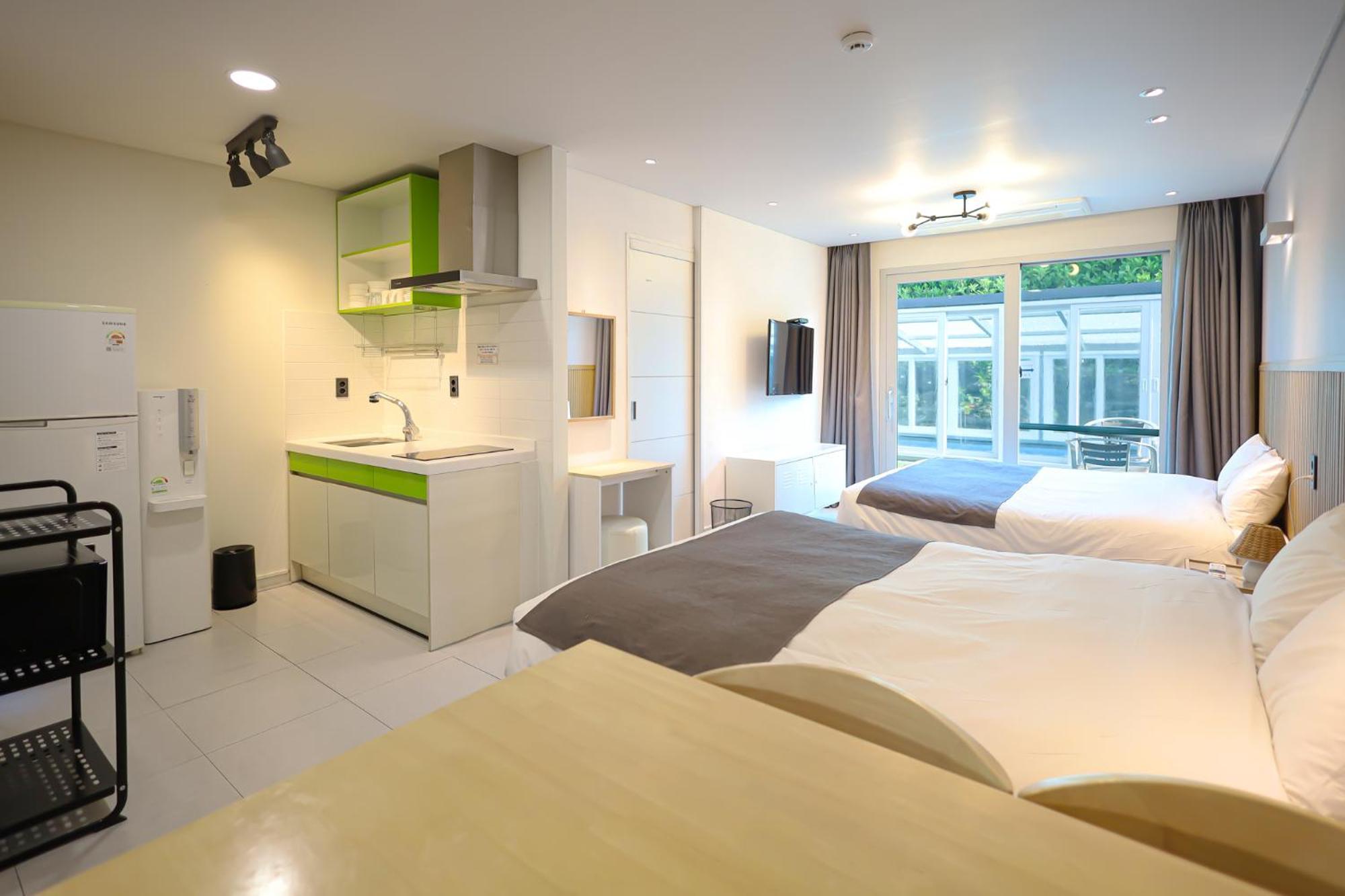 Pool And Villa Sorang Jeju Ngoại thất bức ảnh
