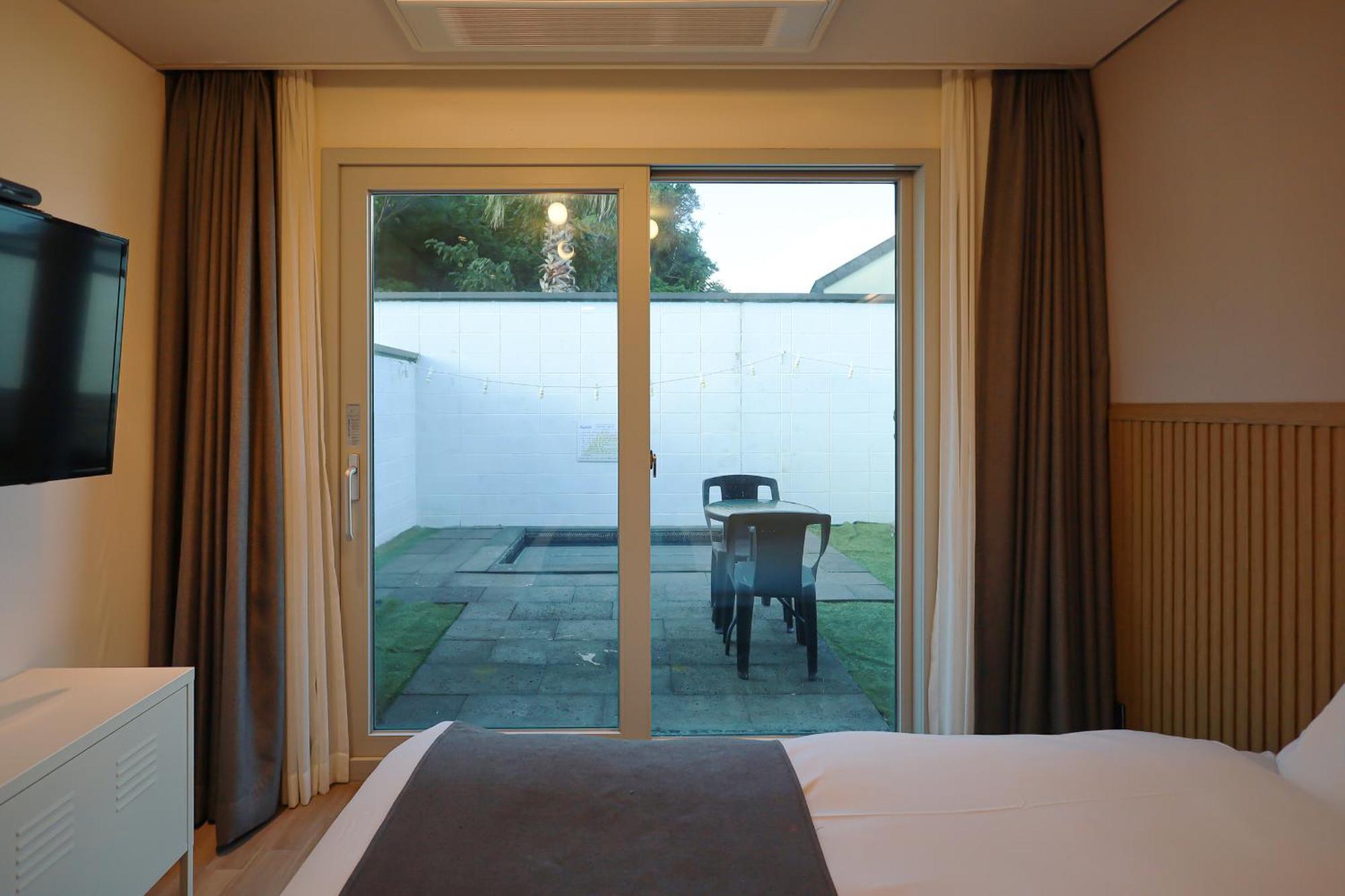 Pool And Villa Sorang Jeju Ngoại thất bức ảnh
