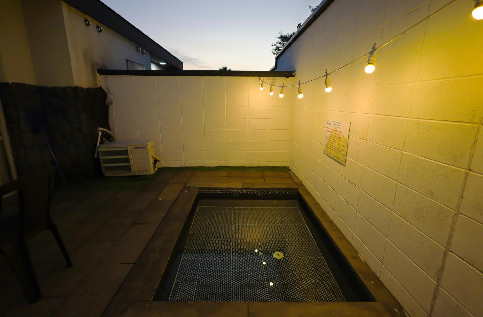 Pool And Villa Sorang Jeju Ngoại thất bức ảnh